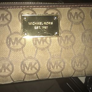 MICHAEL KORS WALLET